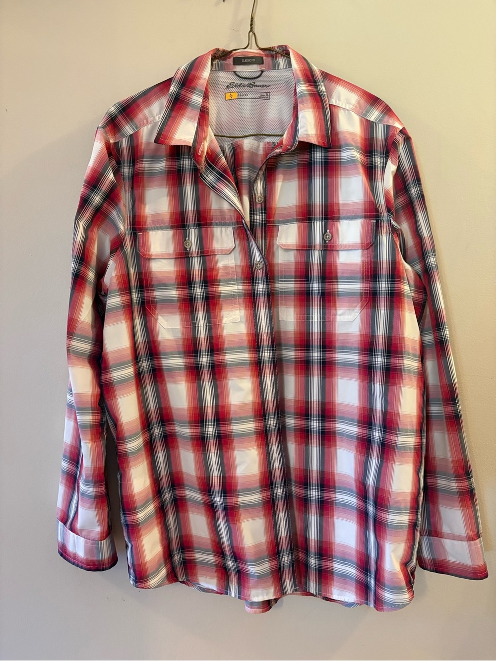 Eddie Bauer Red White Plaid Button-Down, classic fit Shirt, Women’s Tall/Large
